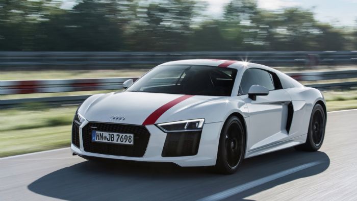 Ο V10 κινητήρας του Audi R8 παράγει 540 ίππους και ροπή 540 Nm στις 6.500 σ.α.λ.