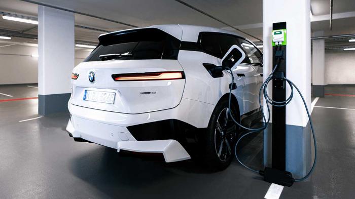 BMW: Τα ηλεκτρικά δε θα υπερβαίνουν τα 1000 χλμ. αυτονομίας