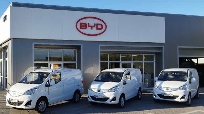 Η BYD γιορτάζει 100 ηλεκτρικά βαν ΕΤP3 στους ελληνικούς δρόμους 