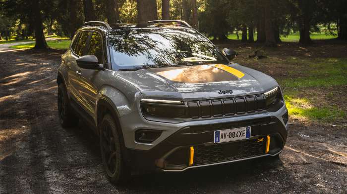 Επίσημο ντεμπούτο για το νέο Jeep Avenger 4xe The North Face Edition 