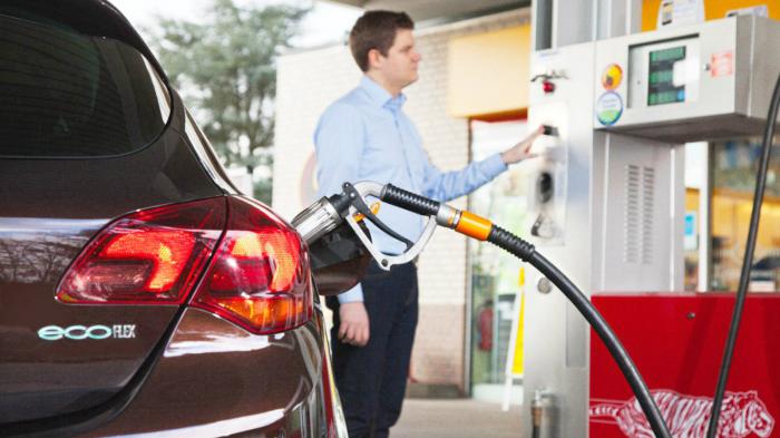 Πως θα μειώσεις κατά 50% τα έξοδα των καυσίμων σου?