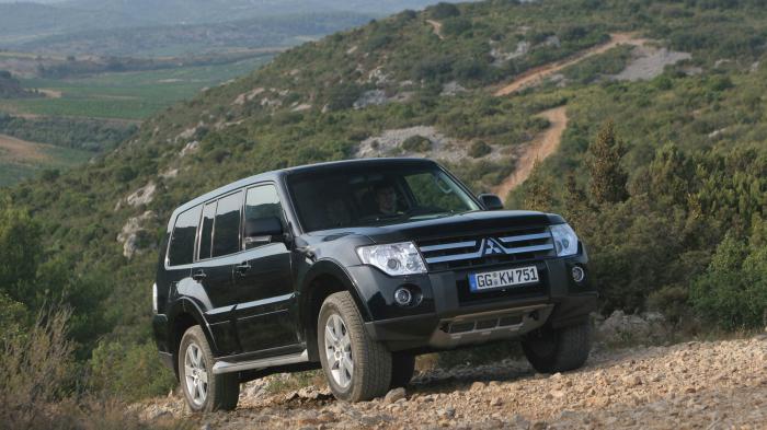 Το σκέφτεται για το νέο Pajero η Mitsubishi.