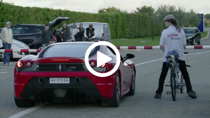 Ούτε ποδήλατο δεν περνάνε αυτά τα Ferrari [video]