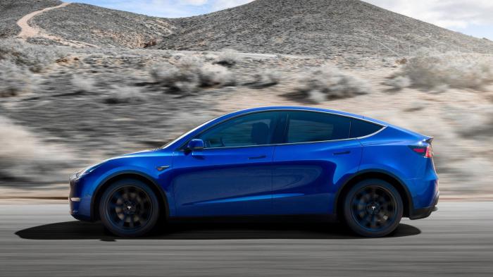 Στην Performance έκδοση το Tesla Model Y επιταχύνει στα 0-100 χιλιόμετρα την ώρα σε μόλις 3,7 δευτερόλεπτα.