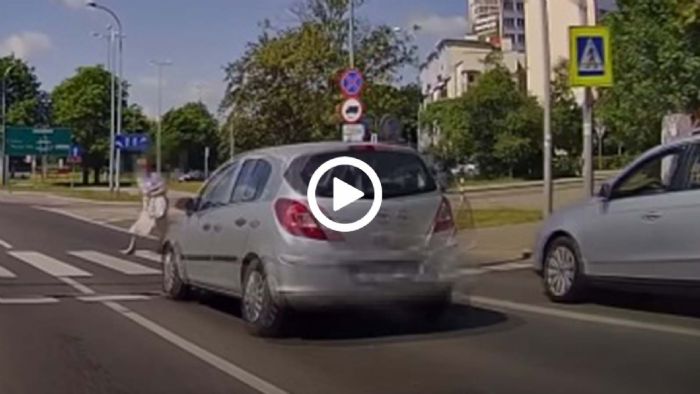 Θέρισε ηλικιωμένη γυναίκα σε διάβαση [video]