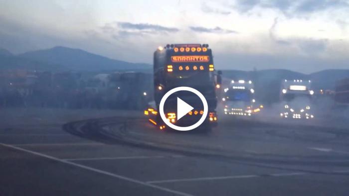 V8 Scania παραδίδει μαθήματα donuts [video]