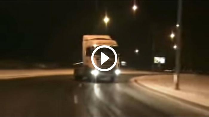 Χεράς με τράκτορα driftαρει δίχως αύριο! [video]