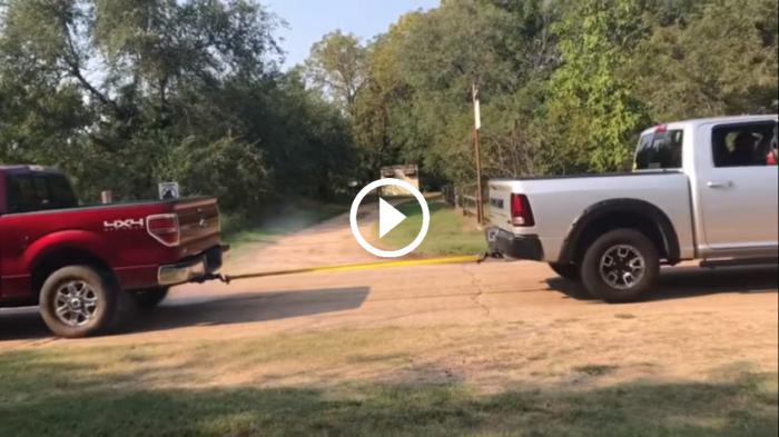 Ram Rebel vs Ford F-150: Ποιος κερδίζει στην διελκυστίνδα; [vid]