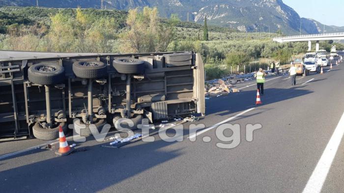 Και δεύτερη εκτροπή νταλίκας στην Εθνική Οδό (+video)