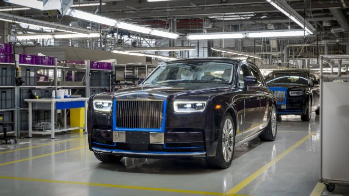 Το πρώτο αντίτυπο της νέας γενιάς της Rolls-Royce Phantom, θα δημοπρατηθεί κατά τη διάρκεια της εκδήλωσης Naples Winter Wine Festival, που θα πραγματοποιηθεί από τις 26 ως τις 28 Ιανουαρίου στο The Ri