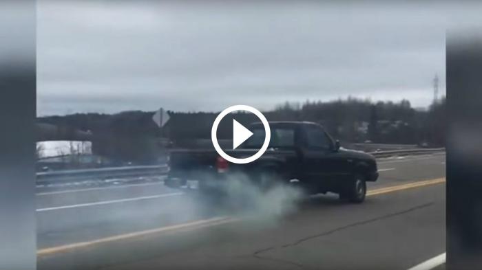 Κάφρος έβαλε όπισθεν με 65km/h! [video]