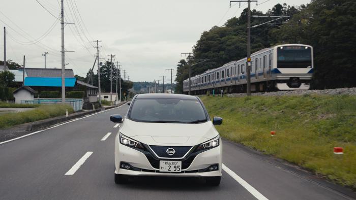 Οι σιδηροδρομικές διαβάσεις της Ιαπωνίας με μπαταρίες των Nissan Leaf 