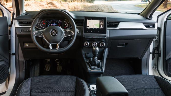 Το εσωτερικό του Renault Captur είναι εργονομικό και πρακτικό. Τα υλικά έχουν προσεγμένο φινίρισμα Το εσωτερικό του Renault Captur είναι εργονομικό και πρακτικό. Τα υλικά έχουν προσεγμένο φινίρισμα