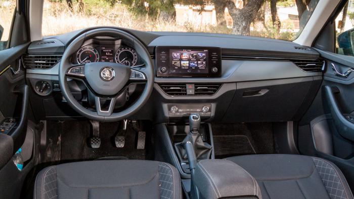Η καμπίνα του Skoda Kamiq αποπνέει premium «αέρα», χάρη σε μαλακά υλικά και περίτεχνες λεπτομέρειες που διαθέτει Η καμπίνα του Skoda Kamiq αποπνέει premium «αέρα», χάρη σε μαλακά υλικά και περίτεχνες λεπτομέρειες που διαθέτει