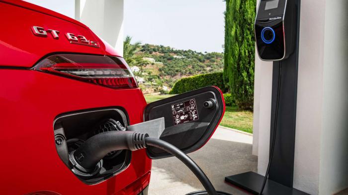 Τέλος στην εξέλιξη των υβριδικών Plug-in από την Mercedes