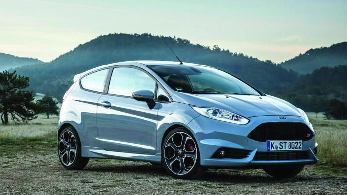 Fiesta ST200 VS 208 GTi