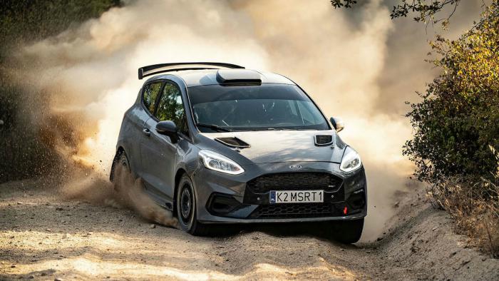 Το τετρακίνητο Ford Fiesta R3 ήρθε να οργώσει στα rally