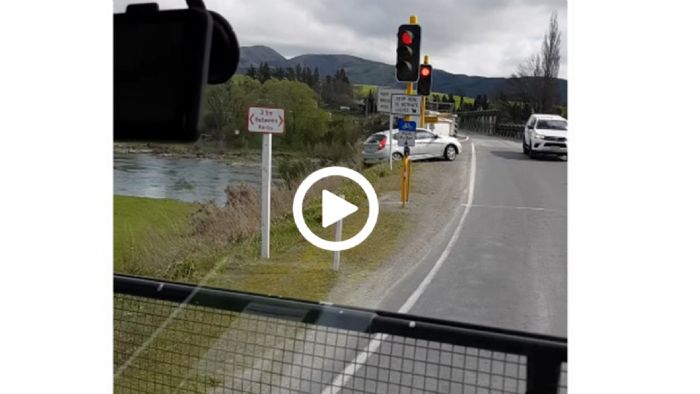 VIDEO: Πέρασε με κόκκινο αλλά δεν σκέφτηκε αυτό...